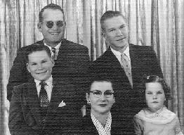 CADE Iris Yvonne Isabel 1919-1999 family.jpg